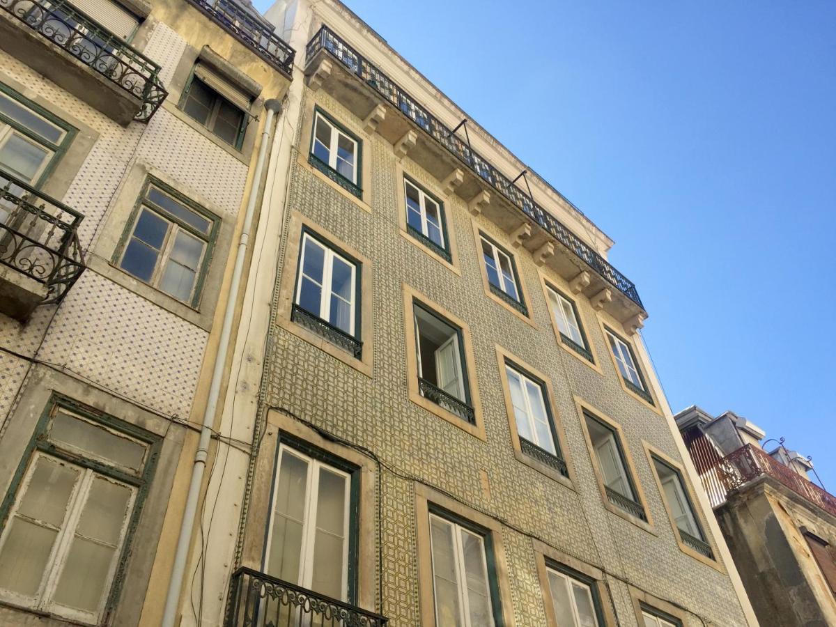 The Color Hostel Лиссабон Экстерьер фото